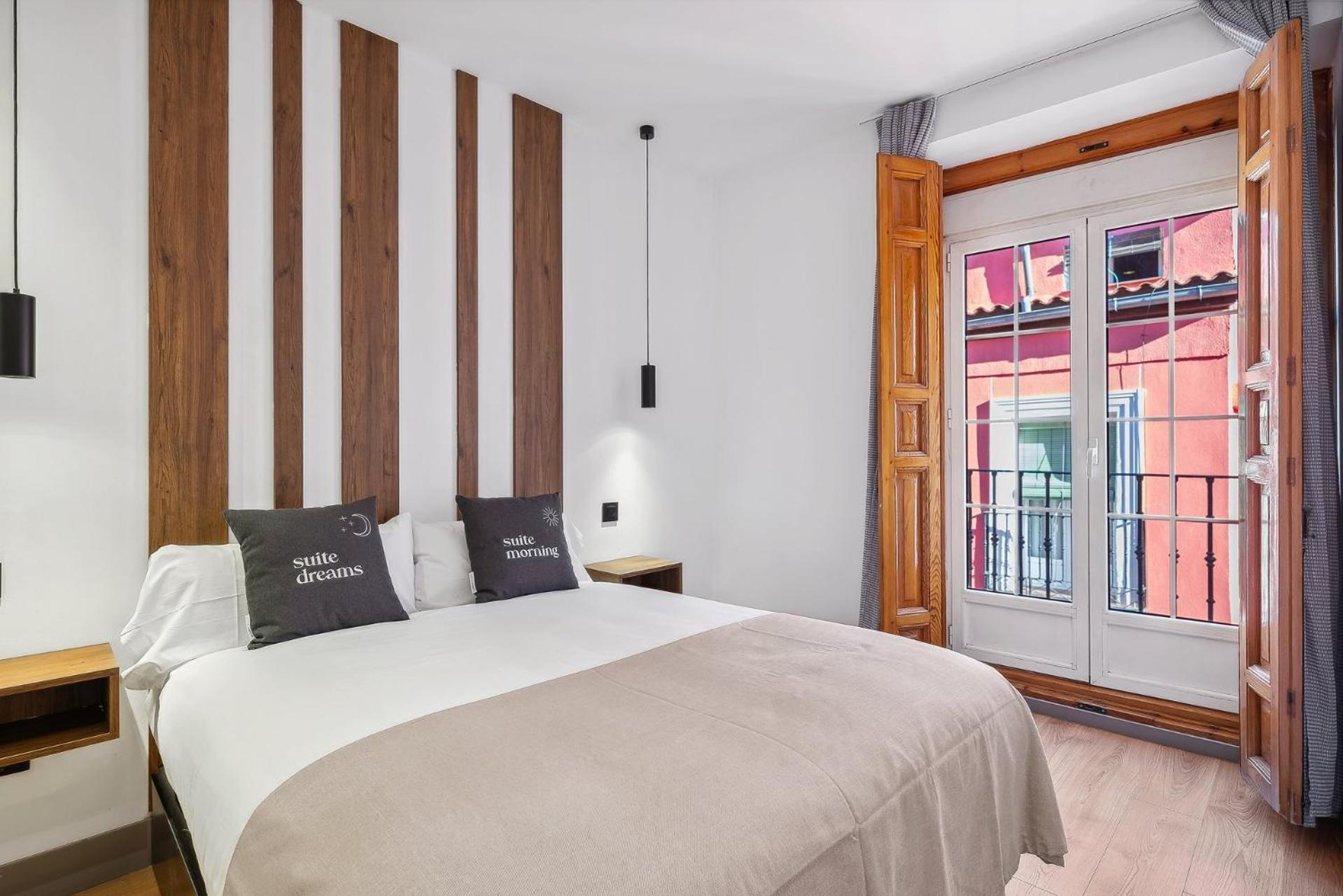 Limehome Madrid Calle De Santa Ana - Estancia Temporal Εξωτερικό φωτογραφία