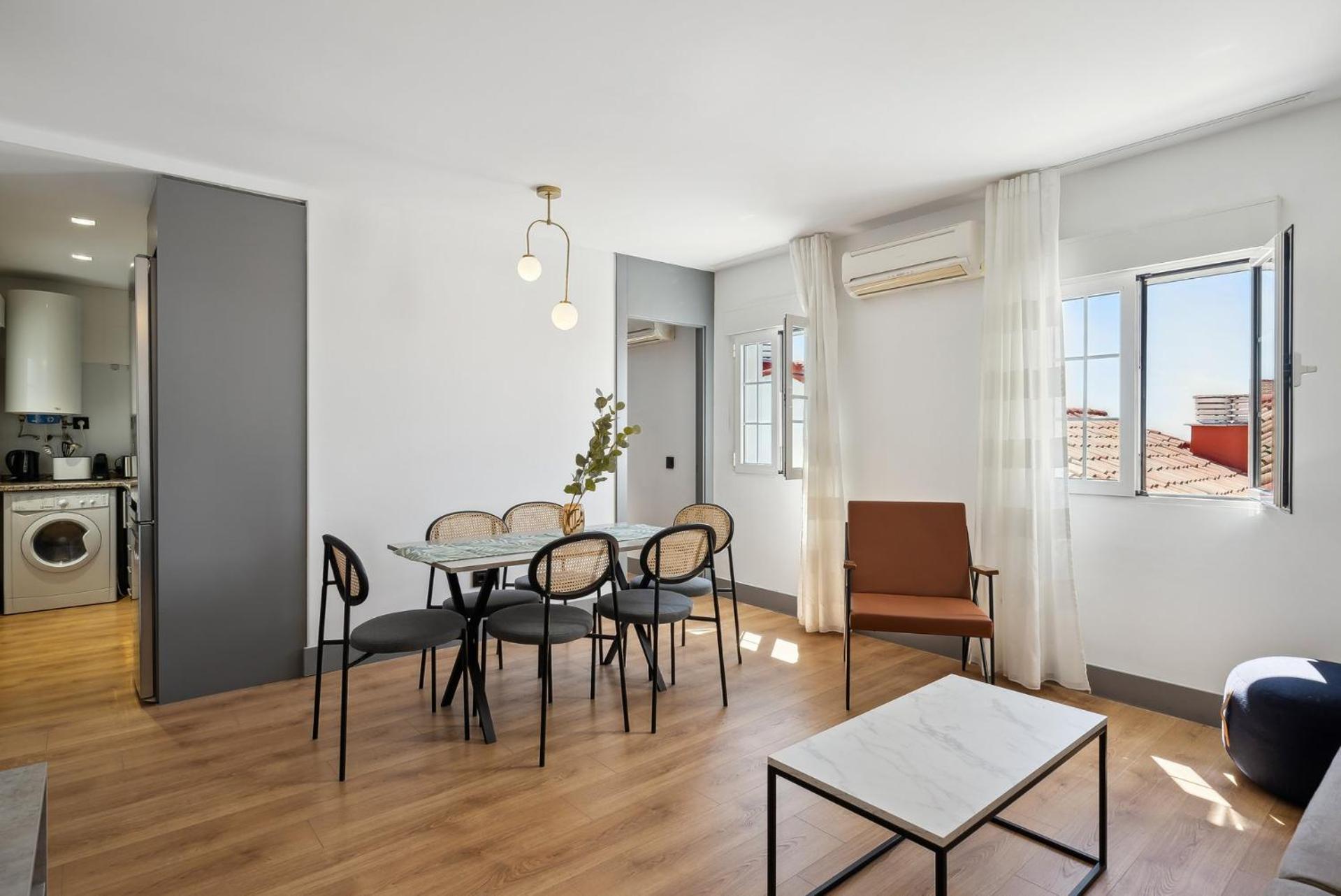 Limehome Madrid Calle De Santa Ana - Estancia Temporal Εξωτερικό φωτογραφία