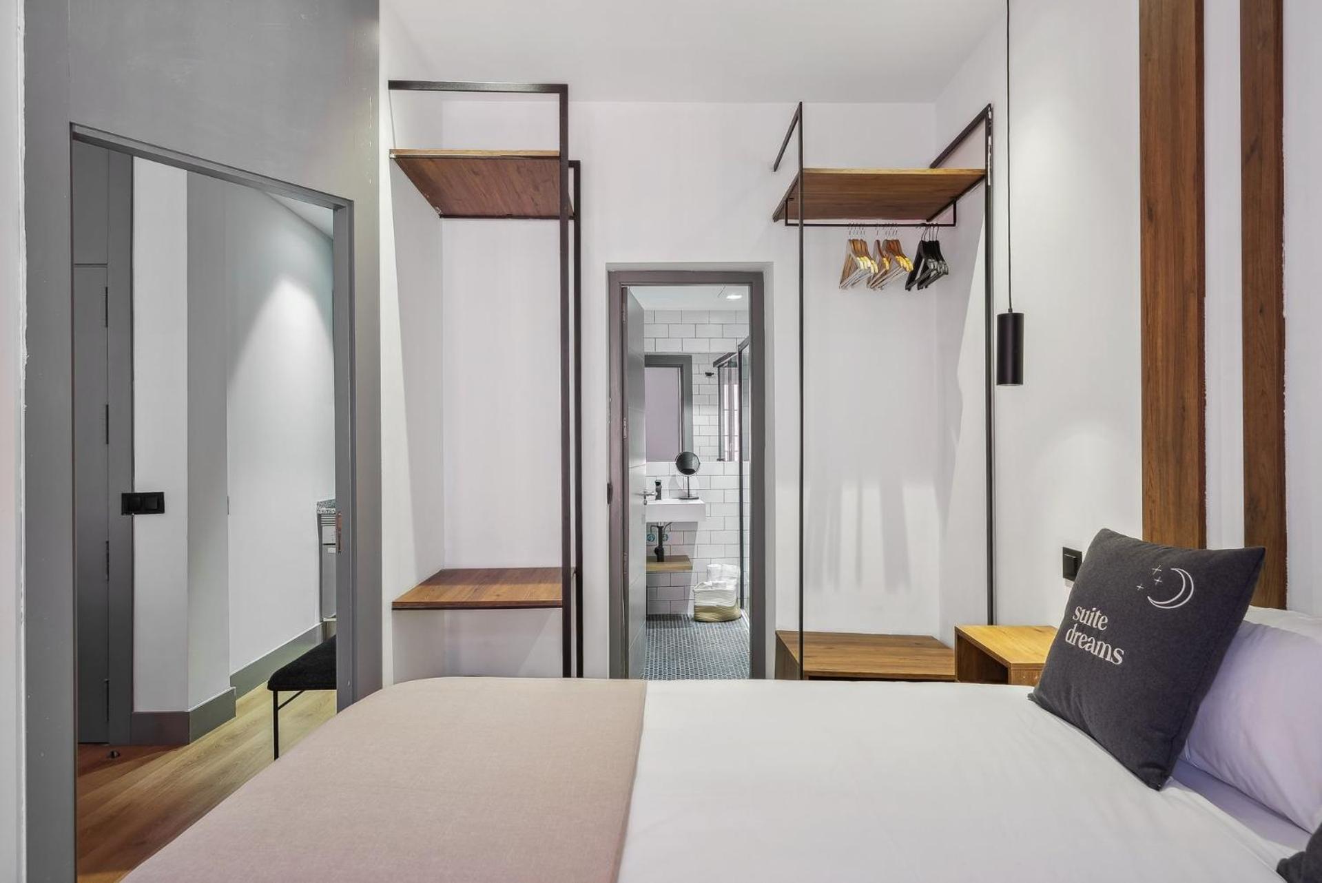Limehome Madrid Calle De Santa Ana - Estancia Temporal Εξωτερικό φωτογραφία