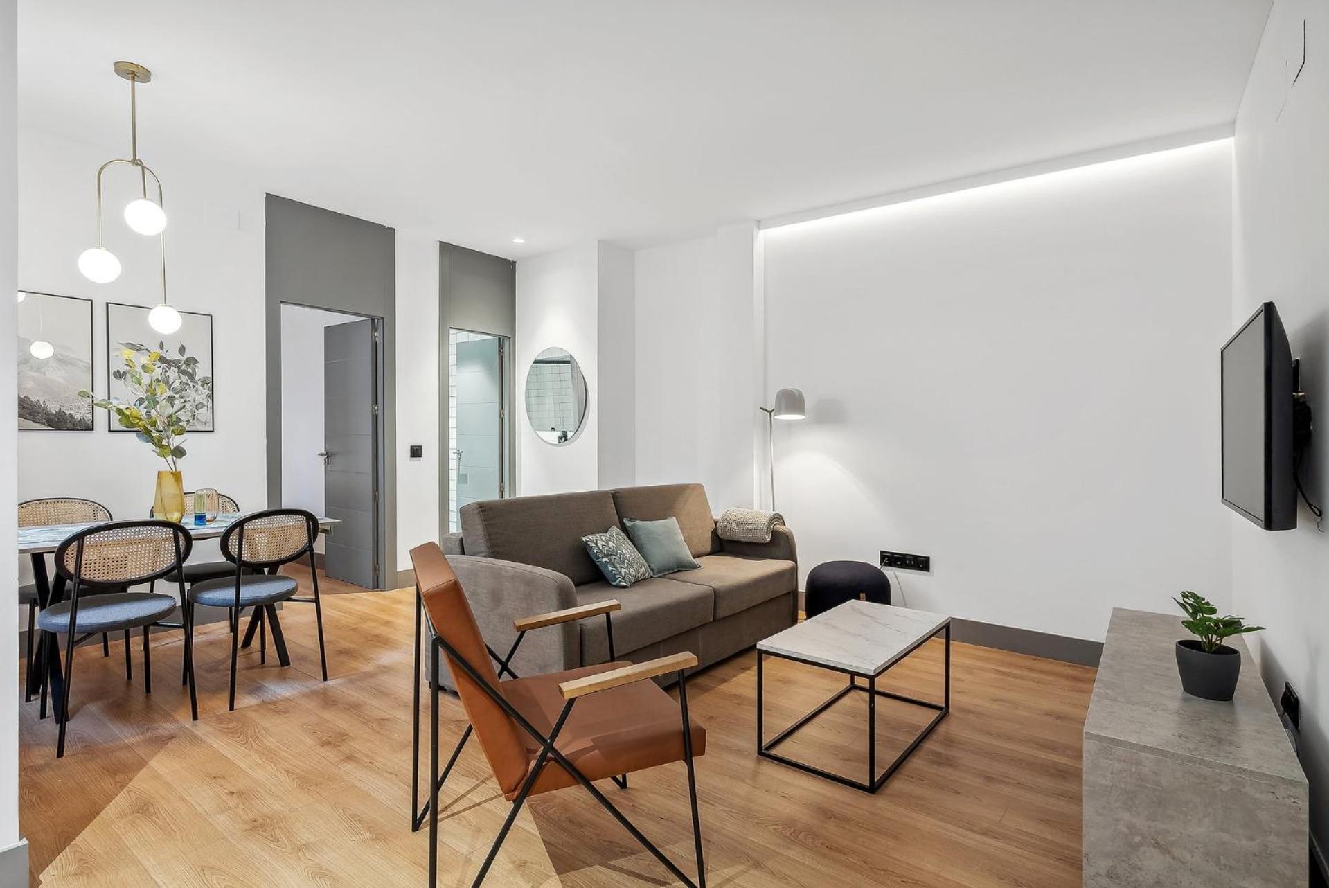 Limehome Madrid Calle De Santa Ana - Estancia Temporal Εξωτερικό φωτογραφία
