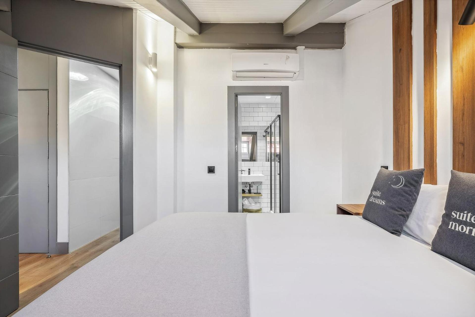 Limehome Madrid Calle De Santa Ana - Estancia Temporal Εξωτερικό φωτογραφία